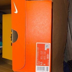 new Nike zoom hyper speed court volleyball shoes men’s size 6.5 women’s size 8